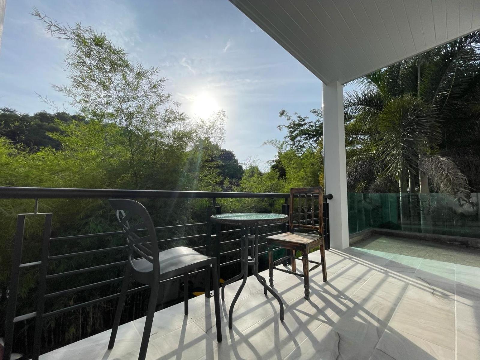 Aparthotel Little Kamala Hill Esterno foto