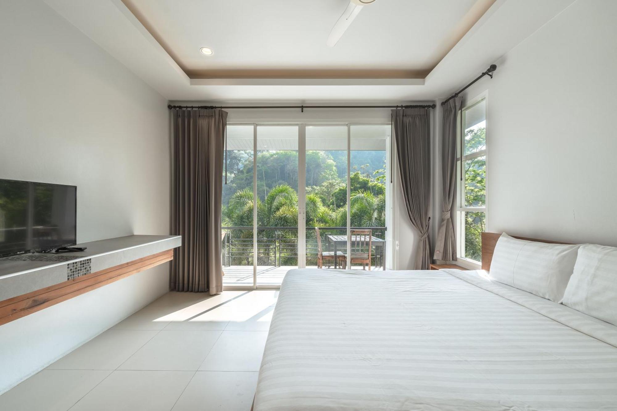 Aparthotel Little Kamala Hill Esterno foto
