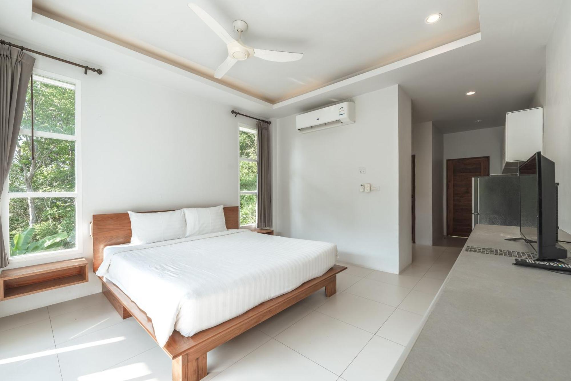 Aparthotel Little Kamala Hill Esterno foto