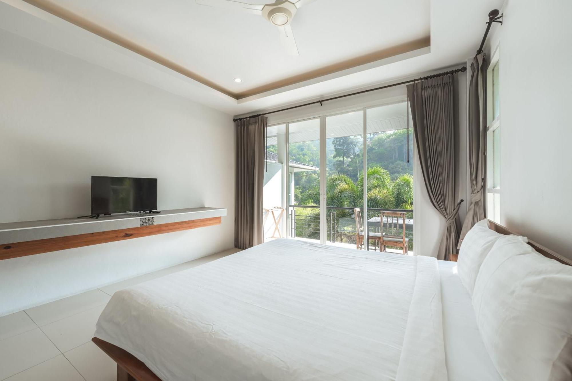 Aparthotel Little Kamala Hill Esterno foto