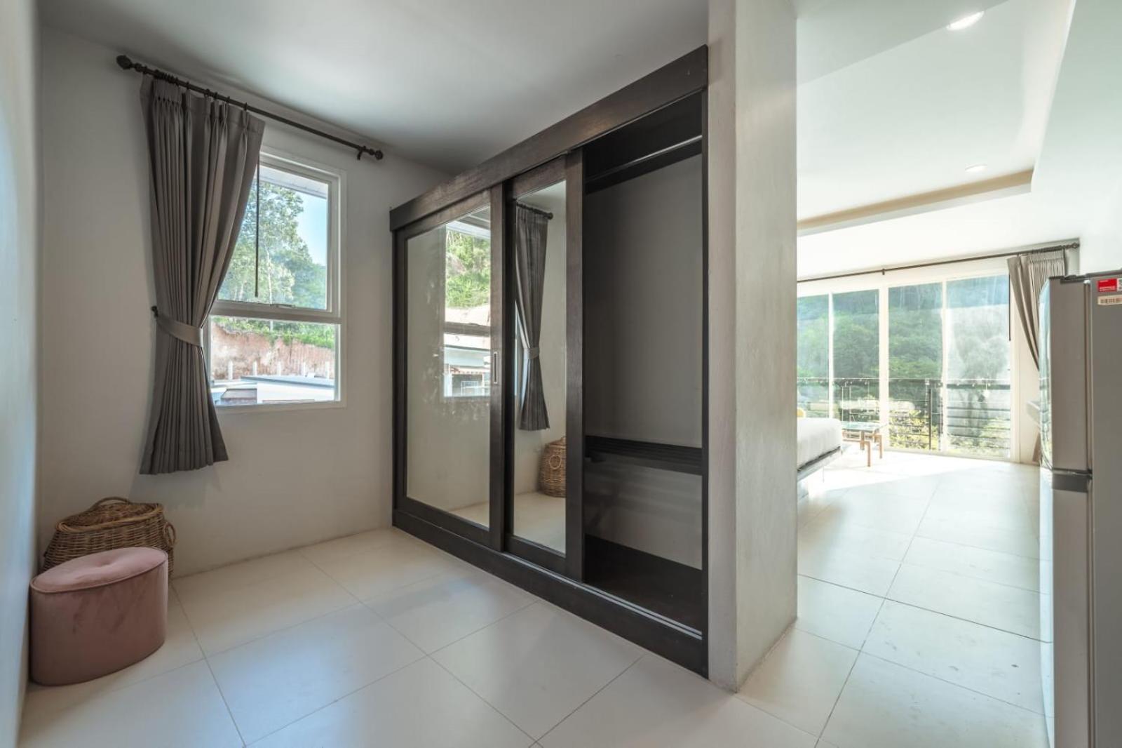 Aparthotel Little Kamala Hill Esterno foto